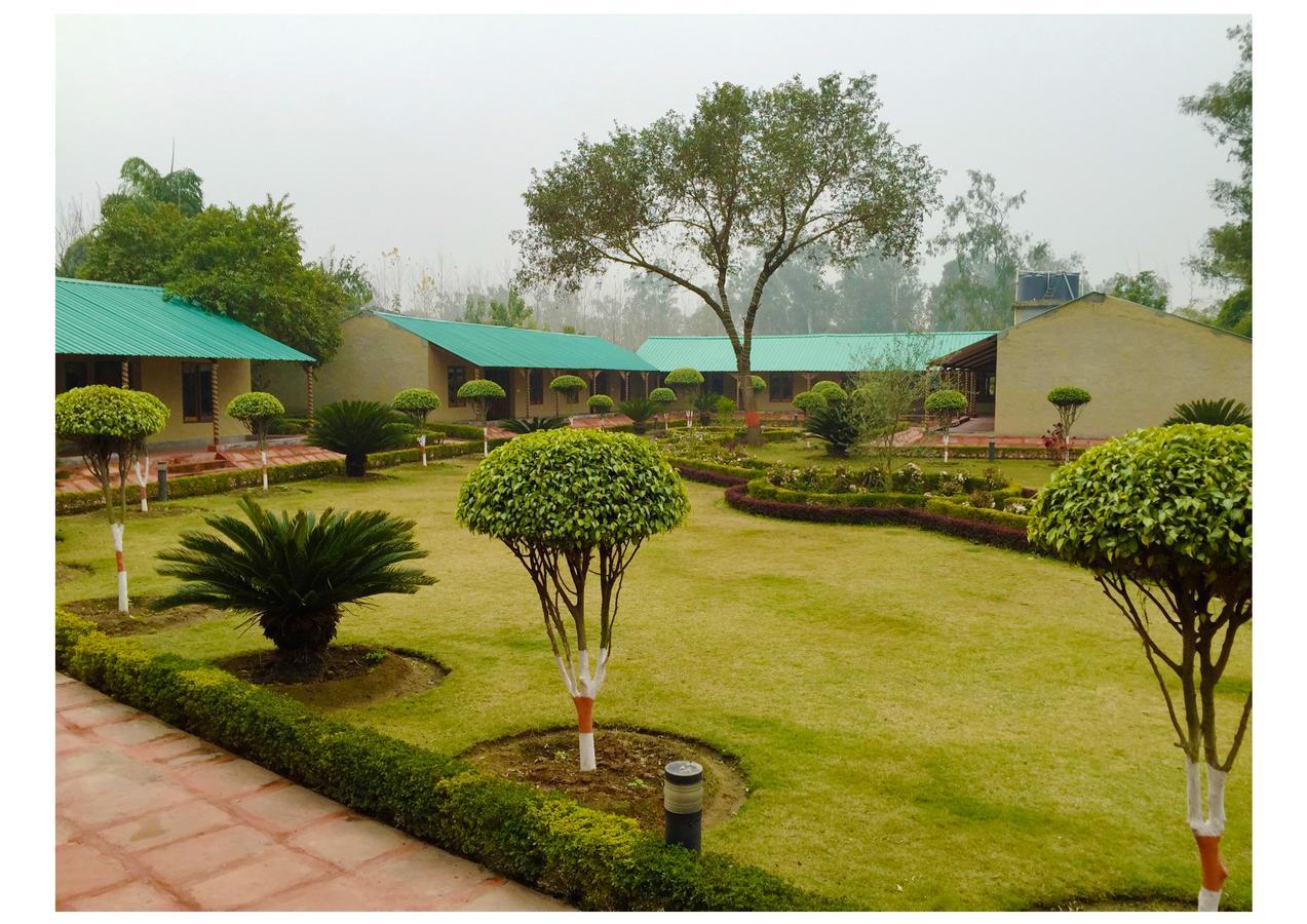 Dr. Sudha'S Ayurveda Hotel Muzaffarnagar Luaran gambar